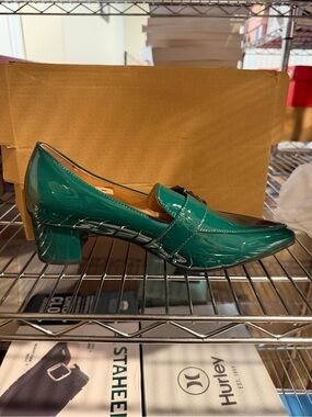 Butiti Women’s Classic Pointed Toe Green Leather Pump Heel Shoes Size 8.5 M US